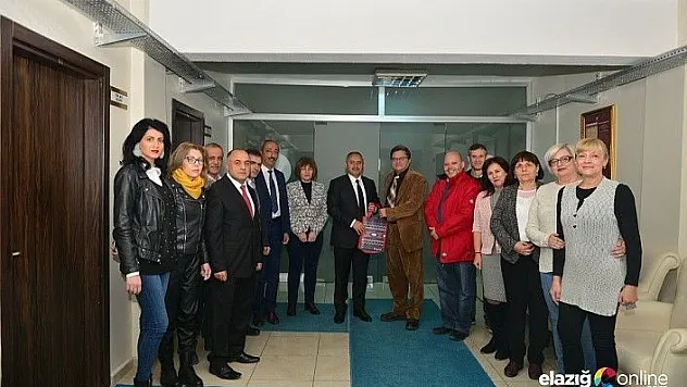 Farklı ülkelerden öğretmenler Elazığ'a geldi