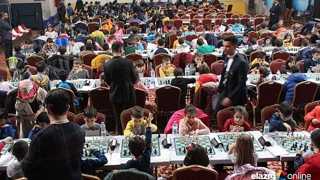 Harput satranç turnuvasına yoğun ilgi