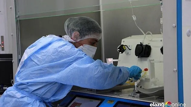 Kanser hastalarının kemoterapi ilaçları robotik sistemle hazırlanıyor