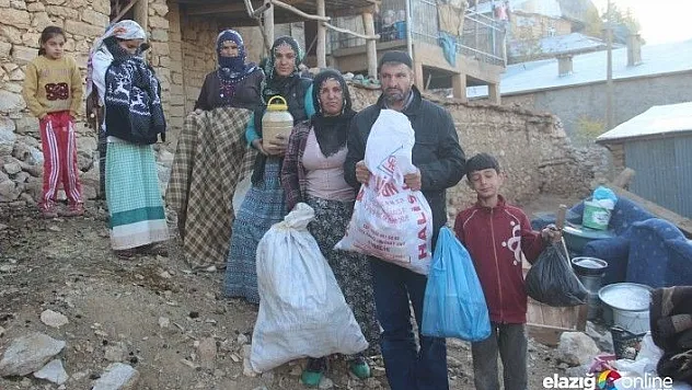 Yangın 6 aileyi, evsiz bıraktı