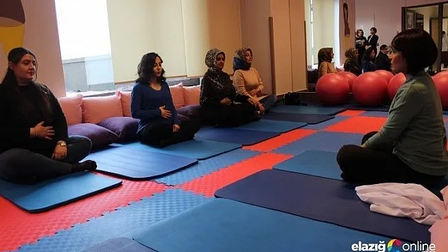 Gebe okuluyla doğuma hazırlanıyorlar, anne oteli ile bebeklerinden uzak kalmıyorlar