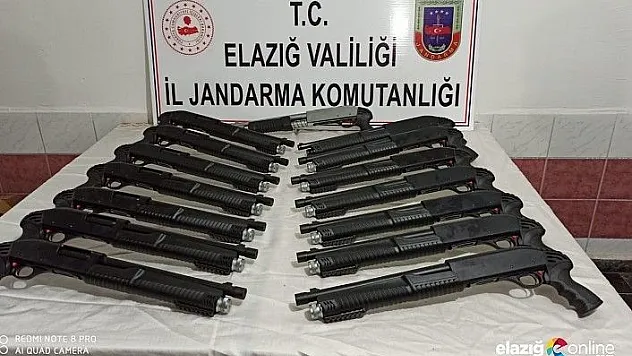 Marka ve seri numarası bulunmayan 15 adet pompalı tüfek ele geçirildi