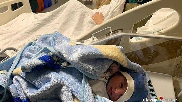 2020 Yılının İlk Bebeği 'Emir Ali' Oldu