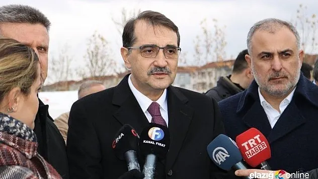 Bakan Dönmez: 'Hasarlı binaların Ocak ayına ait faturalarını 90 gün süre ile erteledik&quot