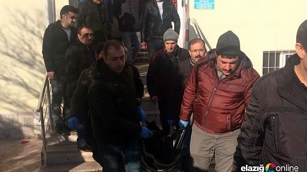 Bir kişi 61 yaşındaki üvey ağabeyini tüfekle öldürdü