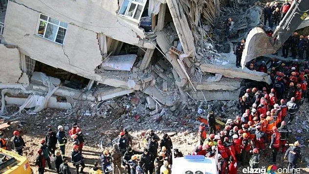 Depremde ölenlerin sayısı 38'e yükseldi