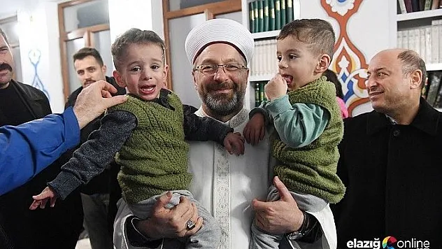 Erbaş: &quotCamilerimizde ne kadar isterseniz kalabilirsiniz'