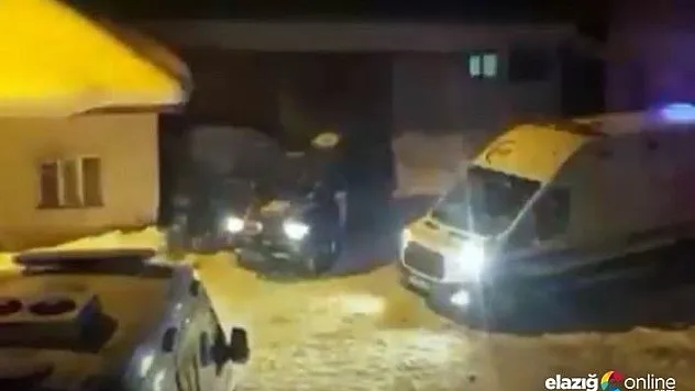 Hakkari'den Elazığ'a sağlık ekibi gönderildi