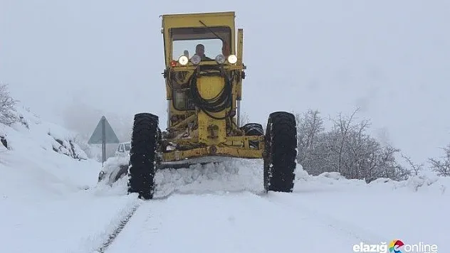 Kardan kapanan 67 köy yolu açıldı, 6'sında çalışma sürüyor
