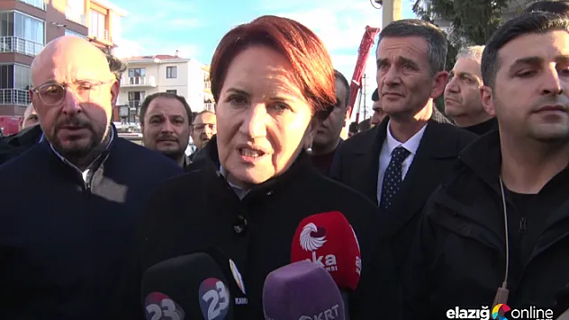 Meral Akşener Elazığ ve Malatya'da ki enkaz bölgelerinde incelemelerde bulundu