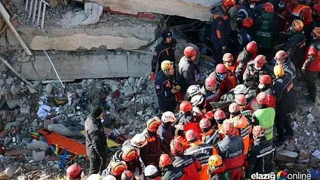 Sürsürü Mahallesi'ndeki enkazdan 3 ceset çıkarıldı