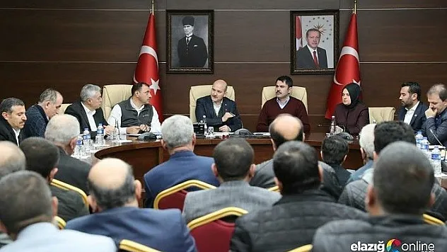 Bakanlar, muhtarlarla bir araya geldi