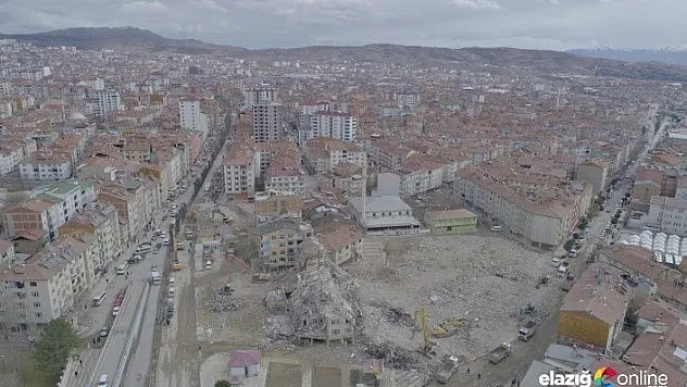 Elazığ'da deprem 24 bin yapıya hasar verdi