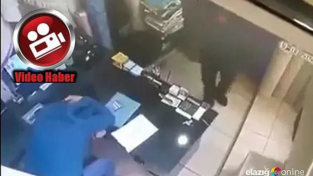 Bu Koronavirus Hepimizi Paranoyak Etti, Hapşırınca Bakın Neler Oluyor