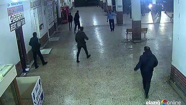 Elazığ'daki 5.0'lık deprem anı kamerada