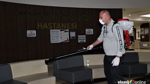 Korona virüsüne karşı Fırat Üniversitesi Hastanesi dezenfekte edildi