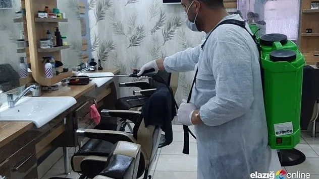 Kuaförlerde korona virüsüne karşı dezenfekte çalışması