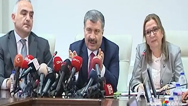 Sağlık Bakanı Koca: &quotKorona virüsle ilgili risk ciddidir&quot