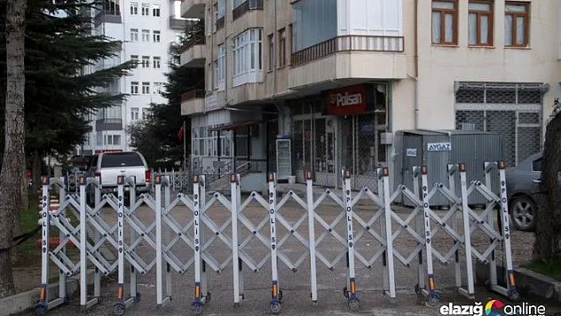 Elazığ'da bir köy ve mahalle daha karantinaya alındı
