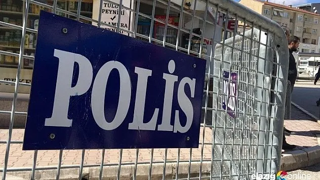 Korona tedbiri kapsamında, bazı caddelere yaya kısıtlaması getirildi