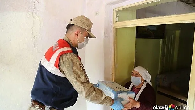 Tunceli Vefa ekibi, Çiçek teyzenin şofben ihtiyacını karşıladı