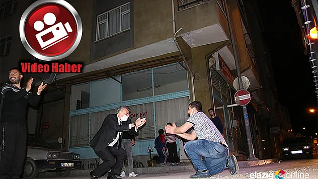 Elazığ'da sosyal mesafeli &quotsahur halayı&quot renkli görüntüler oluşturdu