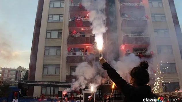 Elazığ'da coşkulu bayram kutlaması