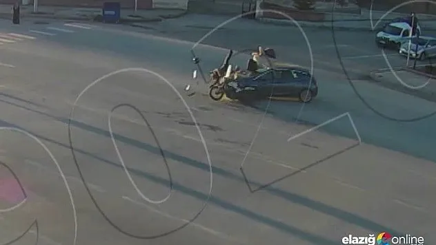 Trafik kazaları mobese kameralarına böyle yansıdı!