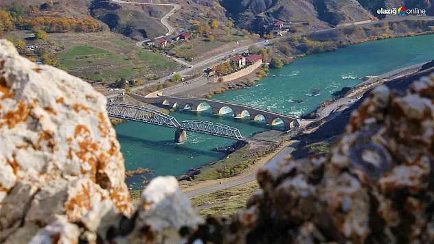 7 bin yıllık Palu ilçesi, ihtişamı ile yıllara meydan okuyor