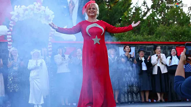 Cumhuriyet'in 102. Yılında Elazığ'da Kadınlardan Gururlandıran Gösteri