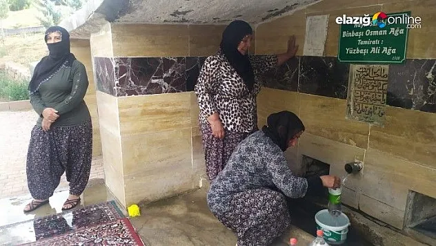 703 yıllık çeşmede bayram öncesi halı yıkama geleneği