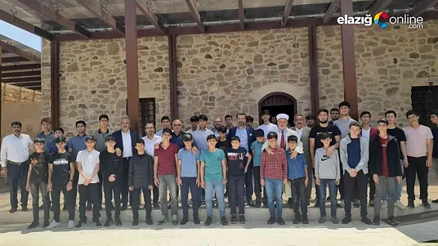 800 yıllık bir geçmişe sahip Esadiye Cami ibadete açıldı