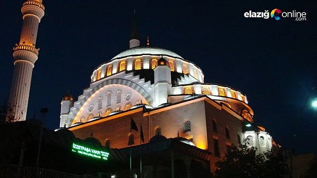 81 ilde 90 bin camide eş zamanlı sela sesleri yükseldi