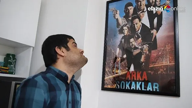 Abdullah'ın yok böyle bir hayranlık dedirten polislik ve dizi aşkı