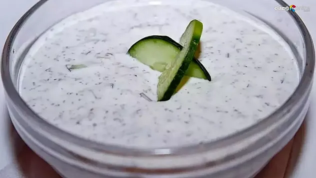 Adım adım ev yapımı cacık tarifi! En pratik yöntemler ve malzemeler