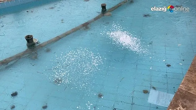 Ağaçlar kırağı tuttu, süs havuzları dondu