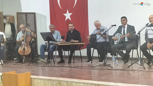 Ağın'da 19 Mayıs Coşkusu: Kültür ve Sanat Derneği'nden Unutulmaz Musiki Dinletisi!