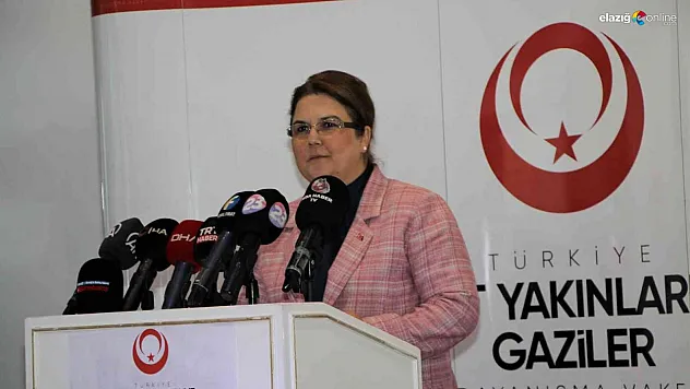 Bakan Yanık şehit yakınları ve gazilerle bir araya geldi