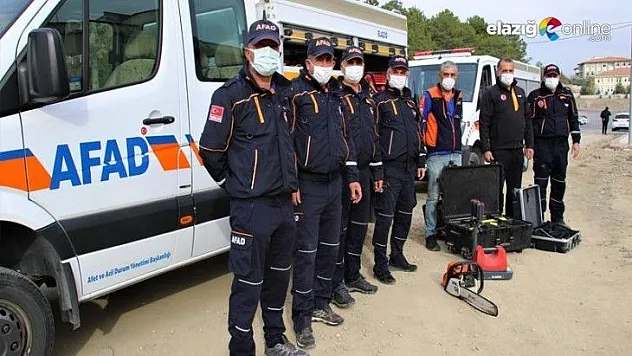 Ailelerini bırakıp yardıma koşan kahramanlar