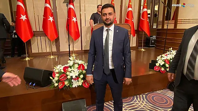 Elazığ AK Parti'de istifa depremi sürüyor!