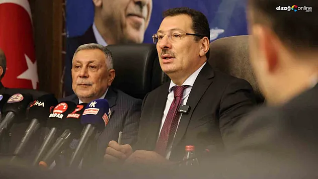 CHP'ye Sert Sözler Elazığ'da Yankılandı: 'Yalanın Siyaseti Haline Geldi'