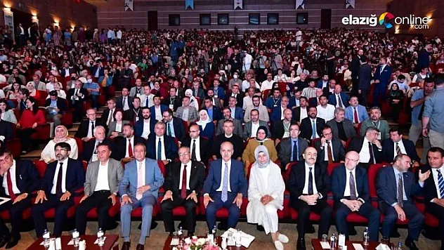 AK Parti Genel Başkanvekili  Kurtulmuş: 'Sezai Karakoç diriliş cephesinin amansız yılmaz bir savaşçısı'