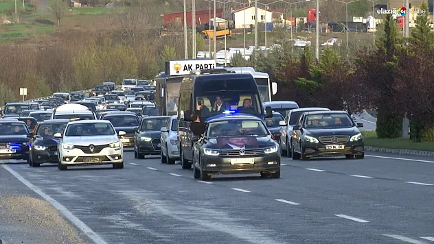 AK Partili Elazığ vekil adayları havaalanında coşkuyla karşılandı