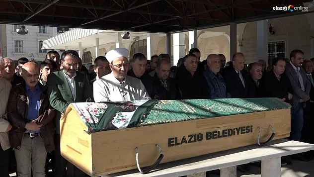 Aksu ailesinin acı günü! Müdür Mustafa Aksu'nun annesi vefat etti