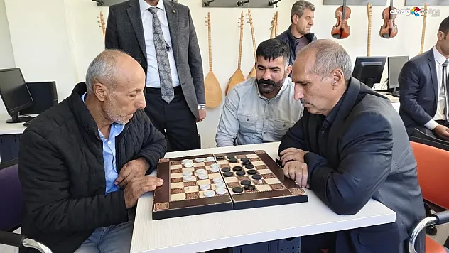 Arıcak'ta Dama Turnuvasında Büyük Rekabet: Final Heyecanı Başlıyor!