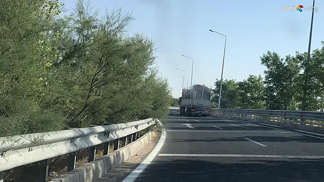 Arkadan gelen sürücünün dikkati olası bir faciayı önledi