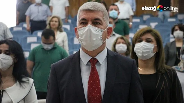 Ayhan Tuğlu: Kütüphaneler üniversitelerin kalbidir