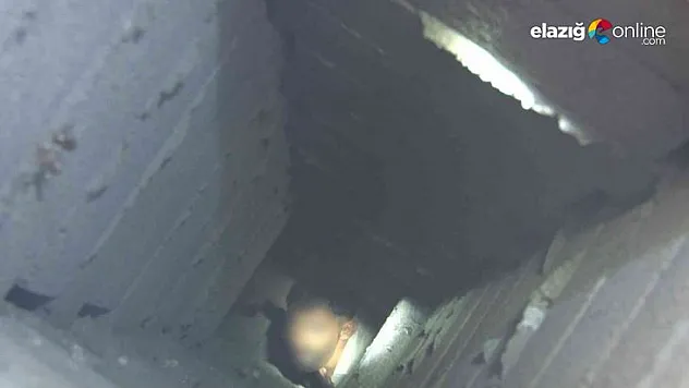 Şüpheli şahıs bacadan binaya girmeye çalışınca sıkıştı