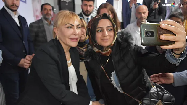 Bağımsız aday Prof. Dr. Yasemin Açık: 'Varlığınız gücüme güç katıyor'