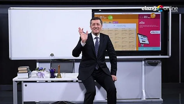 Bakan Selçuk: '2 Kasım pazartesi günü onları ortaokul ve liselerimizde bekliyoruz'